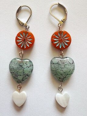 Handmade Boho Turquoise Heart Dangle Earrings with Floral Accent 💛